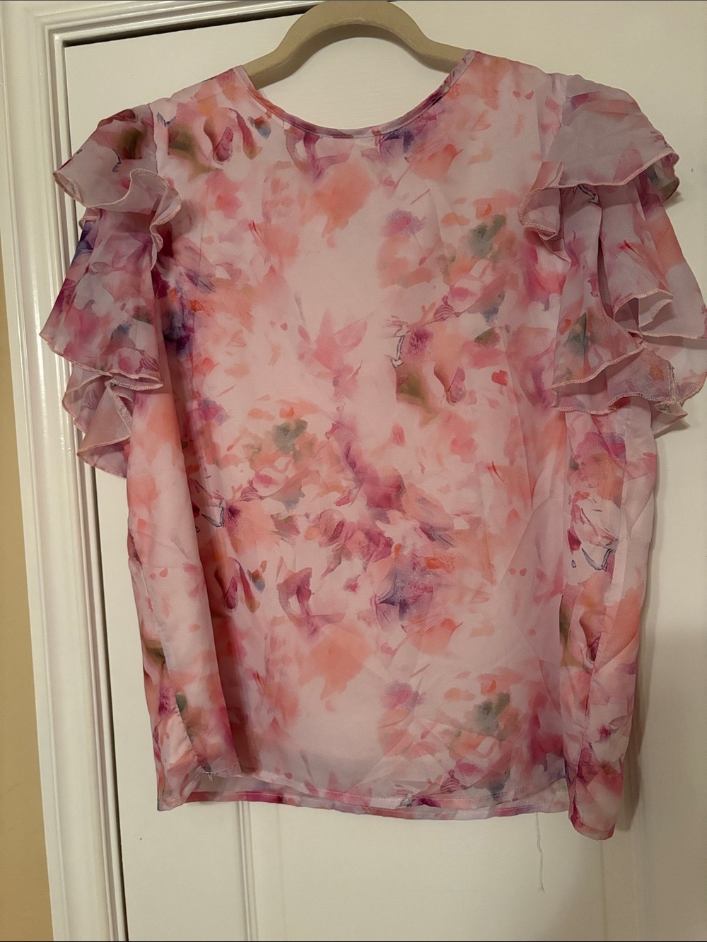 Women's Pink Floral Ruffle Sleeve Blouse